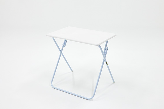 ミニテーブル ( × 2 )